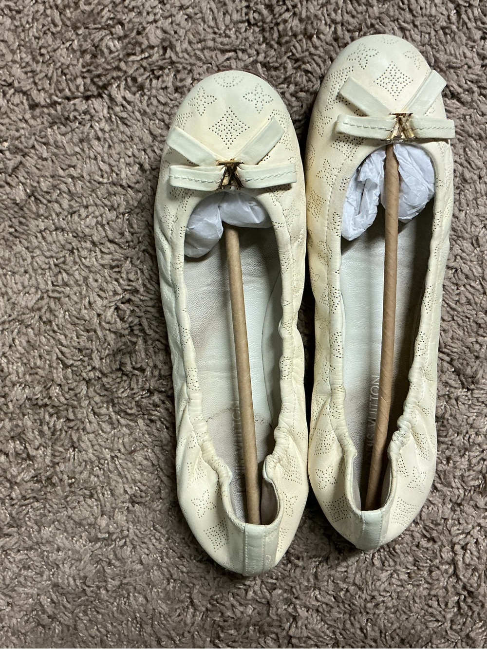 Louis Vuitton Mahina Ballet flats